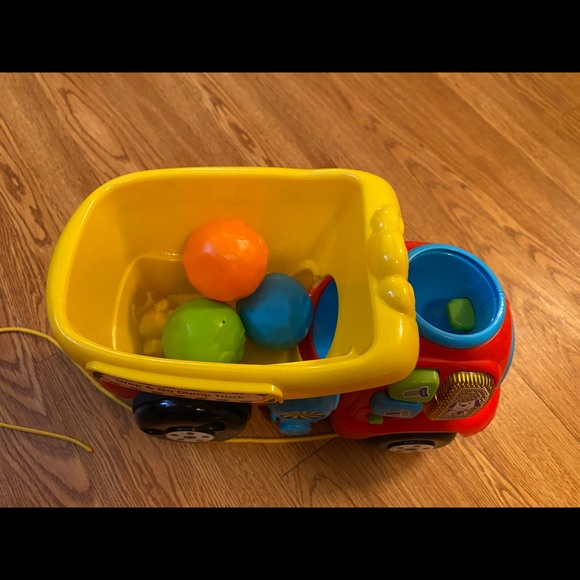 Vtech dump and go truck - Picture 2 of 2